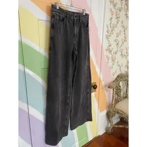 Good American Jeanius Good Skate Sweatpants Black Wide Leg Jeans 8/29 thumbnail 2