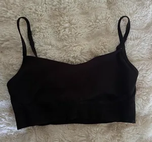 Victoria's Secret Women's Black Bra thumbnail 1