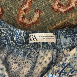 Zara Paisley Print wide leg pants thumbnail 8