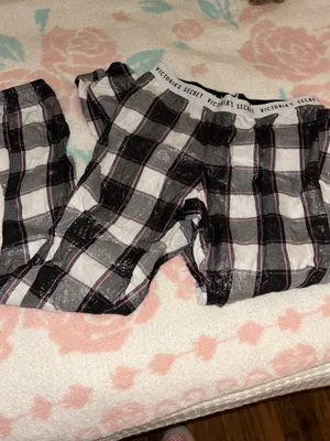 Victoria's Secret Pj pants  thumbnail 2