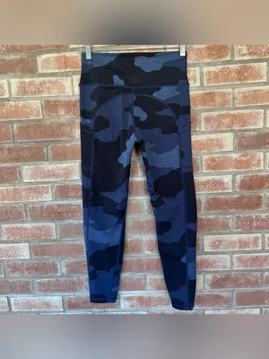 Offline Aerie Camo The Hugger Leggings Women’s Large Blue Camouflage Athletic thumbnail 4
