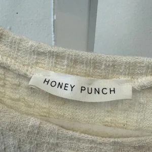 Honey Punch Cream Ribbed Knit Long Sleeve Top Side Slit Crew Neck Small 7T0031H thumbnail 6