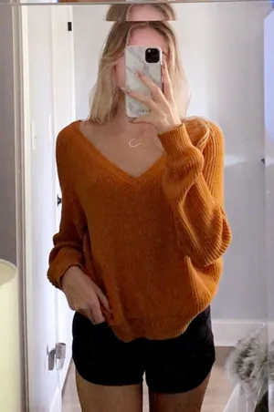 orange knit sweater Size M thumbnail 1