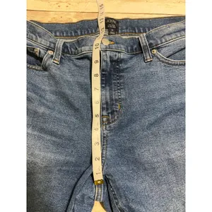 J. Crew Mid Rise Flare Crop Jeans Women's Size 32 Medium Wash Denim thumbnail 6