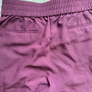 Metaphor Women’s Medium Burgundy Pull-On Dress Pants with Silk Lined Pockets thumbnail 6