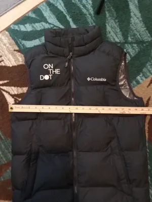 Columbia Black Puffer Vest with "On The Dot" Detail Omni Heat Insulated Vest W thumbnail 11