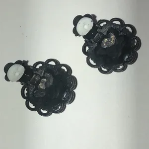 Black Rhinestones Floral Cluster Vintage Clip On Earrings thumbnail 5