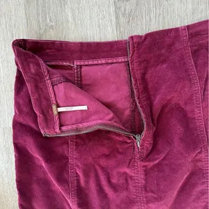 Free People Corduroy Mini Skirt Women’s 8 Maroon Burgundy Classic Cozy Fall thumbnail 4