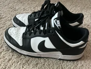 Nike Panda Dunk Low Women’s 9 thumbnail 2