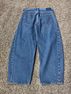 Abercrombie Mid-Rise Barrel Jeans thumbnail 2