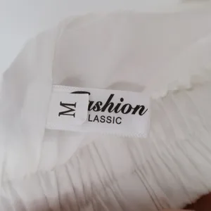 Fashion Classic Shorts Womens M Bubble Hem White Coquette Balletcore Excellent thumbnail 3