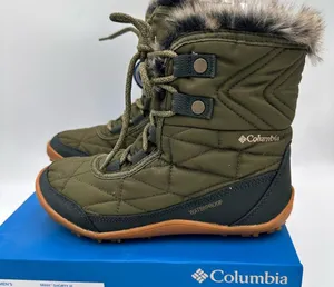 Columbia Women's Olive Quilted Winter Boots thumbnail 3