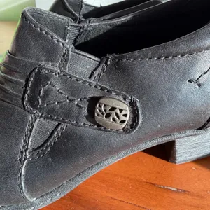 Earth Origins Madison Black Leather Pleated Slip On Block Heel‎ Loafers 6.5 thumbnail 5