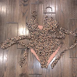Aerie leopard print one piece swimsuit size medium thumbnail 3