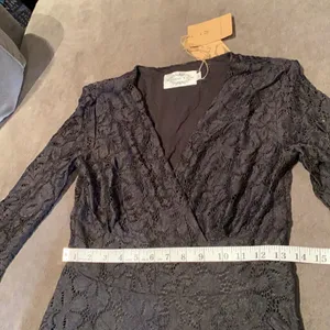 Women’s Black V-Neck Party Cocktail Dress Size M NWT thumbnail 8