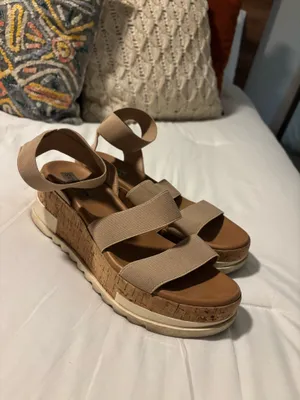 Steve Madden Sandals Platform thumbnail 3