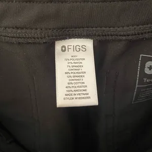 FIGS Jogger Style Technical Collection Scrub Pants in Black thumbnail 11
