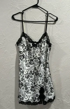 Victorias Secret Y2K Black and White Floral Slip Lingerie Dress Size Medium thumbnail 1