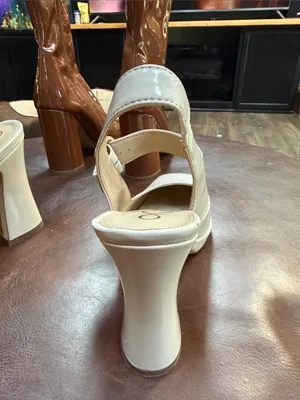 Sam Edelman Women’s Cream Patent Block Heel Slingback Pumps with Gold Buckle thumbnail 2