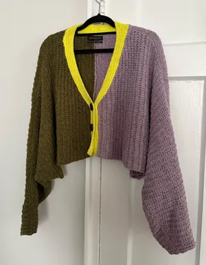 🦇 Batwing Cropped Cardigan 🦇 thumbnail 1