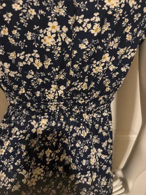 entro Navy Blue Floral Puff-Sleeve Maxi Dress thumbnail 4