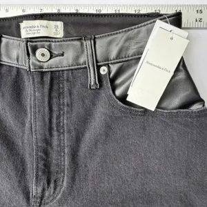 Abercrombie & Fitch Black 90s Straight Ultra High Rise Jeans Womens 6 Long NWT thumbnail 9