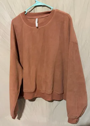 Fabletics crewneck thumbnail 1