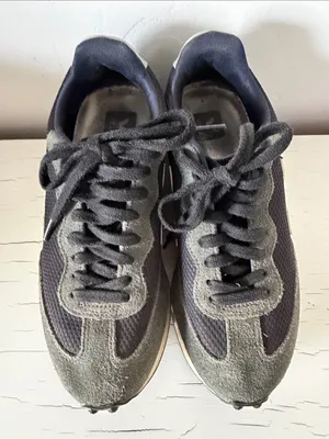 VEJA Rio Branco Sneakers Womens 8 Black Gray Suede Mesh Retro Running Shoes thumbnail 3