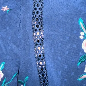 ASOS DESIGN High Neck Floral Embroidered Midi Dress Lace Trim Navy 6 NEW thumbnail 4