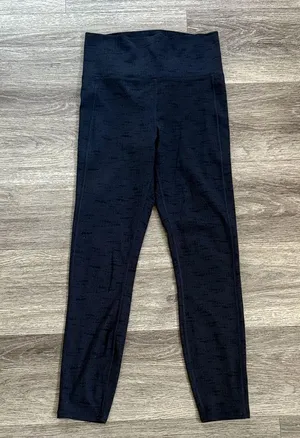 Vuori Dark Navy Leggings Small Printed Capri thumbnail 1