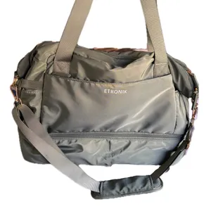 ETRONIK Weekender Bag with Shoe Compartment & USB Port - Green NWOT thumbnail 1
