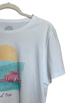 Life Is Good Womens Size Large Multicolor Road Trip Graphic Crusher Tee thumbnail 3