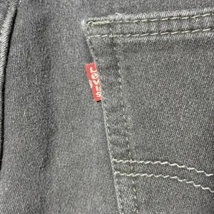 Levis 511 Slim Fit Jeans Black Stretch Denim W28 L28 Womens Dark Wash‎ thumbnail 7