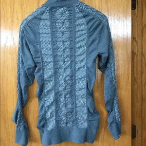 Two ATHLETA sport top for Tall lady thumbnail 3