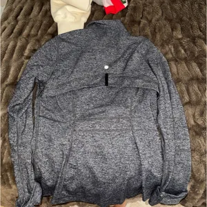 Lululemon Define Jacket thumbnail 2