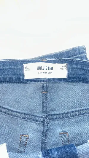 Hollister Low-Rise Bootcut Jeans thumbnail 3