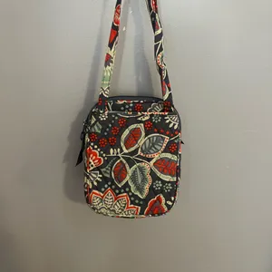 Vera Bradley Mini Hipster‎ / Crossbody thumbnail 3