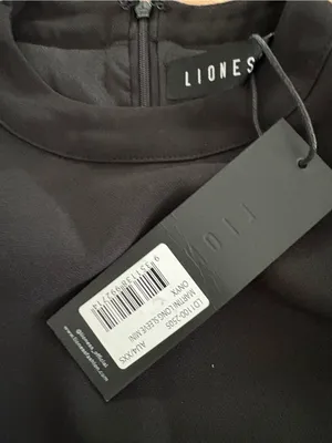 Lioness dress thumbnail 5