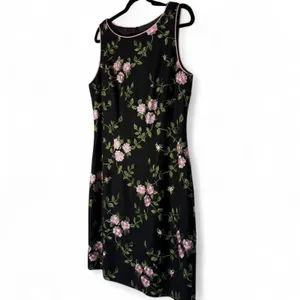 VTG Jessica Howard Embroidered Pink Roses Linen Blend Black Cocktail Dress Sz 14 thumbnail 3