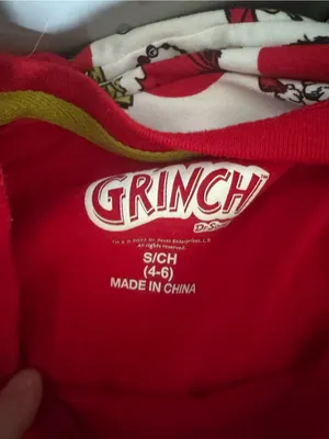 Women’s ' Red Grinchmas Pajama Set thumbnail 5
