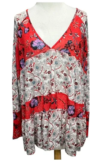 Free People Isabelle Tunic Top Womens XS Red Gray Floral Oversized Boho Feminine thumbnail 1