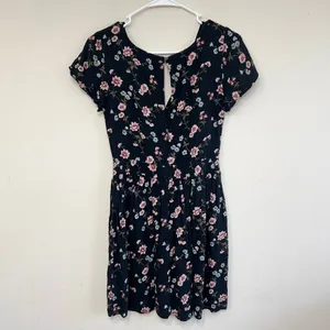 American Eagle Black Floral Dress with Cutouts Small Women thumbnail 6