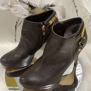 MARC Fisher 4in. Ankle Boot thumbnail 6