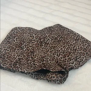 Zara High Waist Leopard Print Shorts thumbnail 3