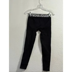 Gymshark‎ Women's Sports Bottoms Medium Black Polyamide with Elastane Leggings thumbnail 3