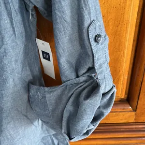 NWT gap shirt thumbnail 5