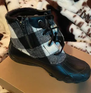 Buffalo Black/White Boots thumbnail 3