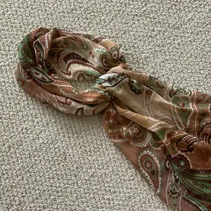 Chico’s Silken Scarf Sheer Patterned Paisley Business Professional FLAW thumbnail 4