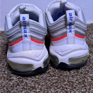 Nike Air Max 97 Essential Flash Crimson Silver Women's 7.5 CZ6087-101 White thumbnail 4