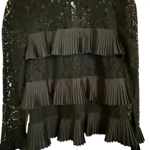 J.Crew Black Lace Tiered Ruffle Long Sleeve Blouse Romantic Chic Women’s Size 6 thumbnail 4
